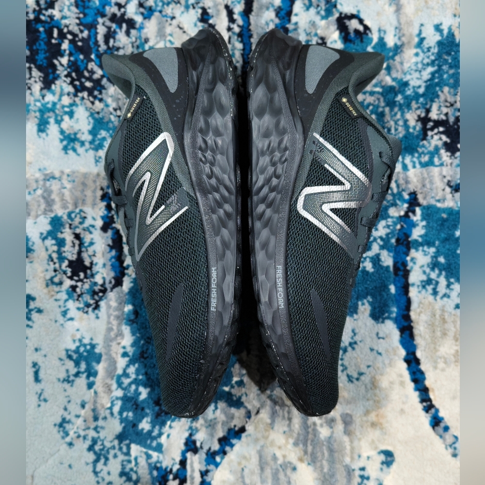 BNIB New Balance Fresh Foam Arishi v4 Gore-Tex US9.5 Men's Running shoes